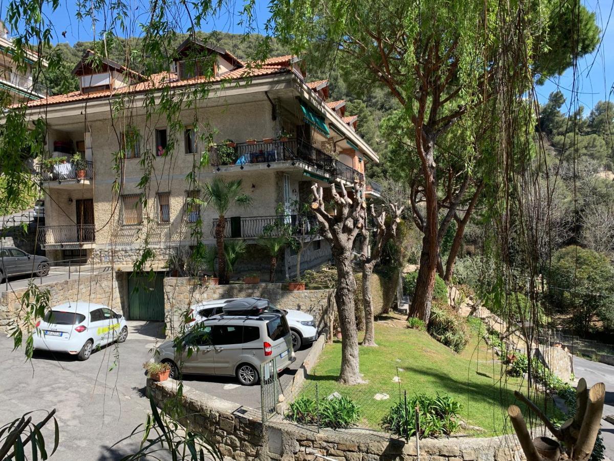 Casetta Dei Ricci Vallecrosia Exterior foto